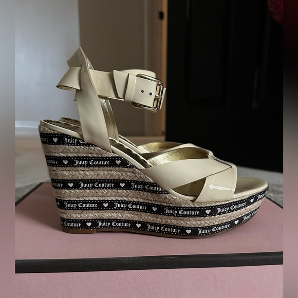 Juicy Couture Wedges - Picture 3 of 10
